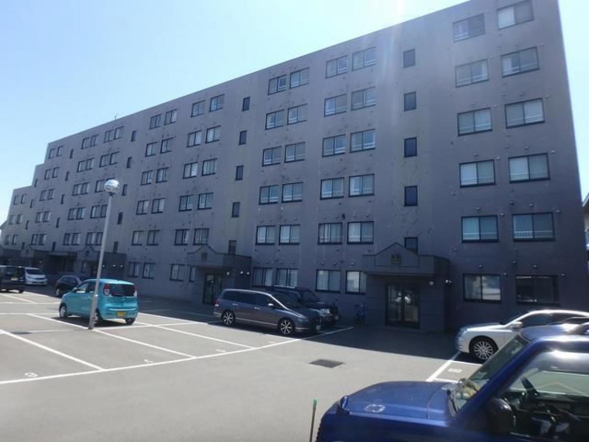 Picture of Apartment For Sale in Tomakomai Shi, Hokkaido, Japan