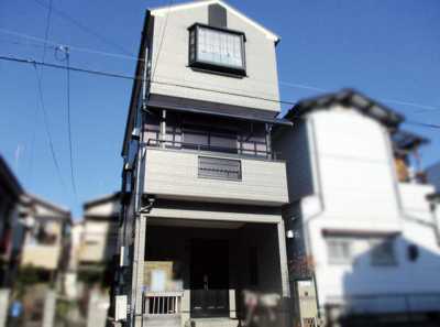 Home For Sale in Sakai Shi Kita Ku, Japan