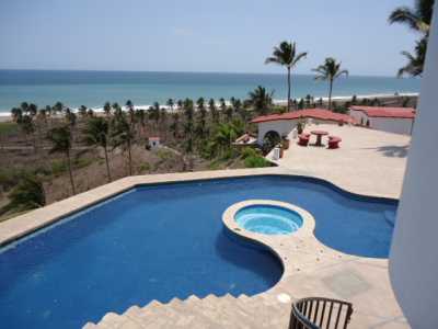 Home For Sale in El Tecuan, Mexico