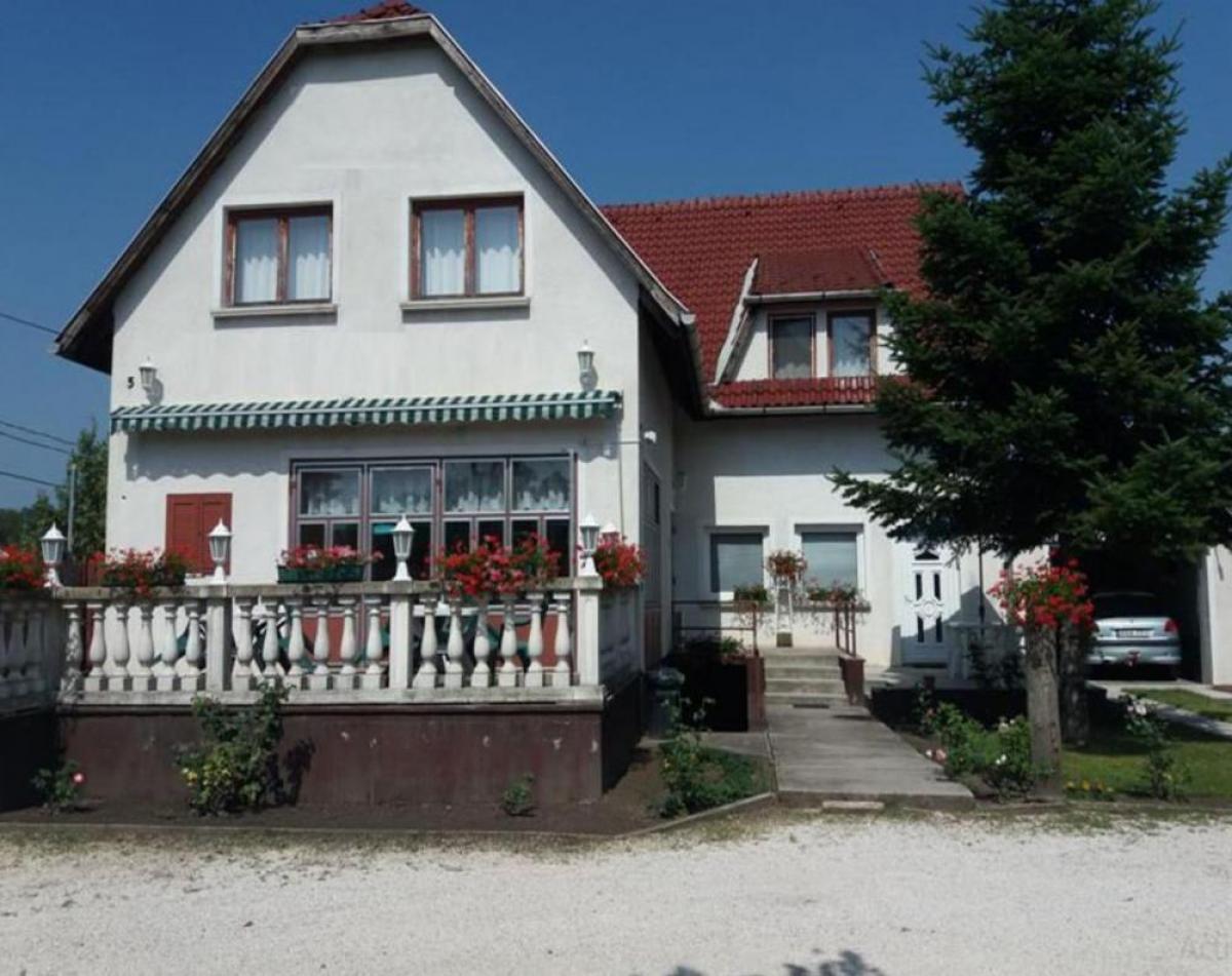 Picture of Home For Sale in Godollo, Pest, Hungary