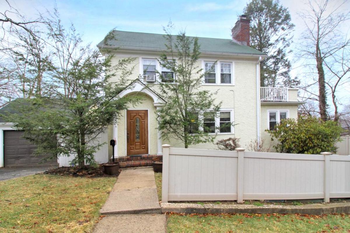 Picture of Apartment For Sale in Ardsley, New York, United States