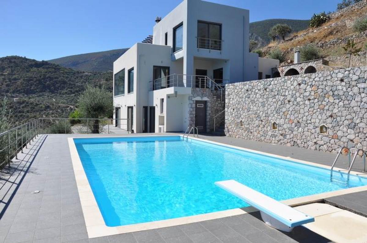 Picture of Villa For Sale in Pera Melana, Peloponnese, Greece