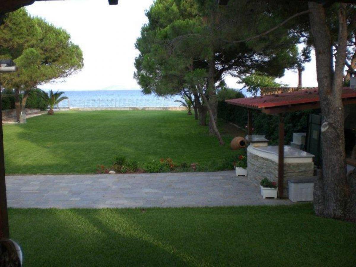 Picture of Villa For Sale in Marathon, Attica, Greece