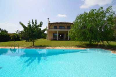 Villa For Sale in Chalkis, Greece