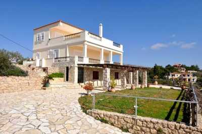 Villa For Sale in 