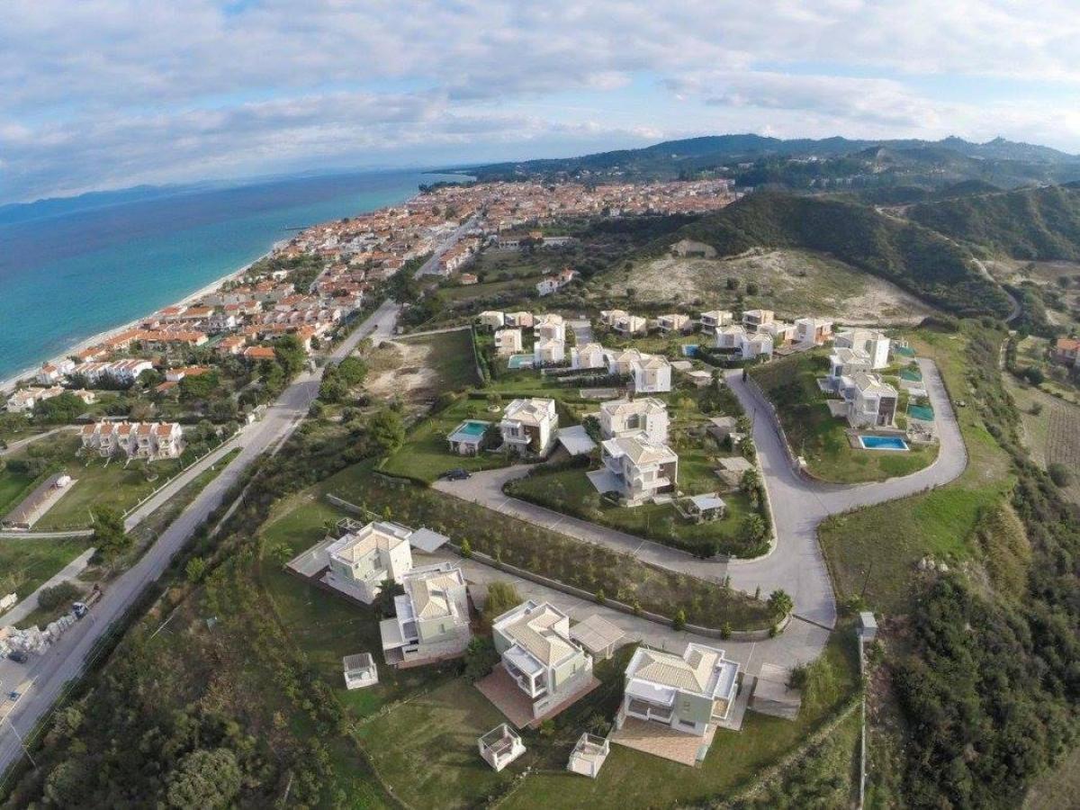 Picture of Vacation Cottages For Sale in Pefkohori, Chalkidiki, Greece