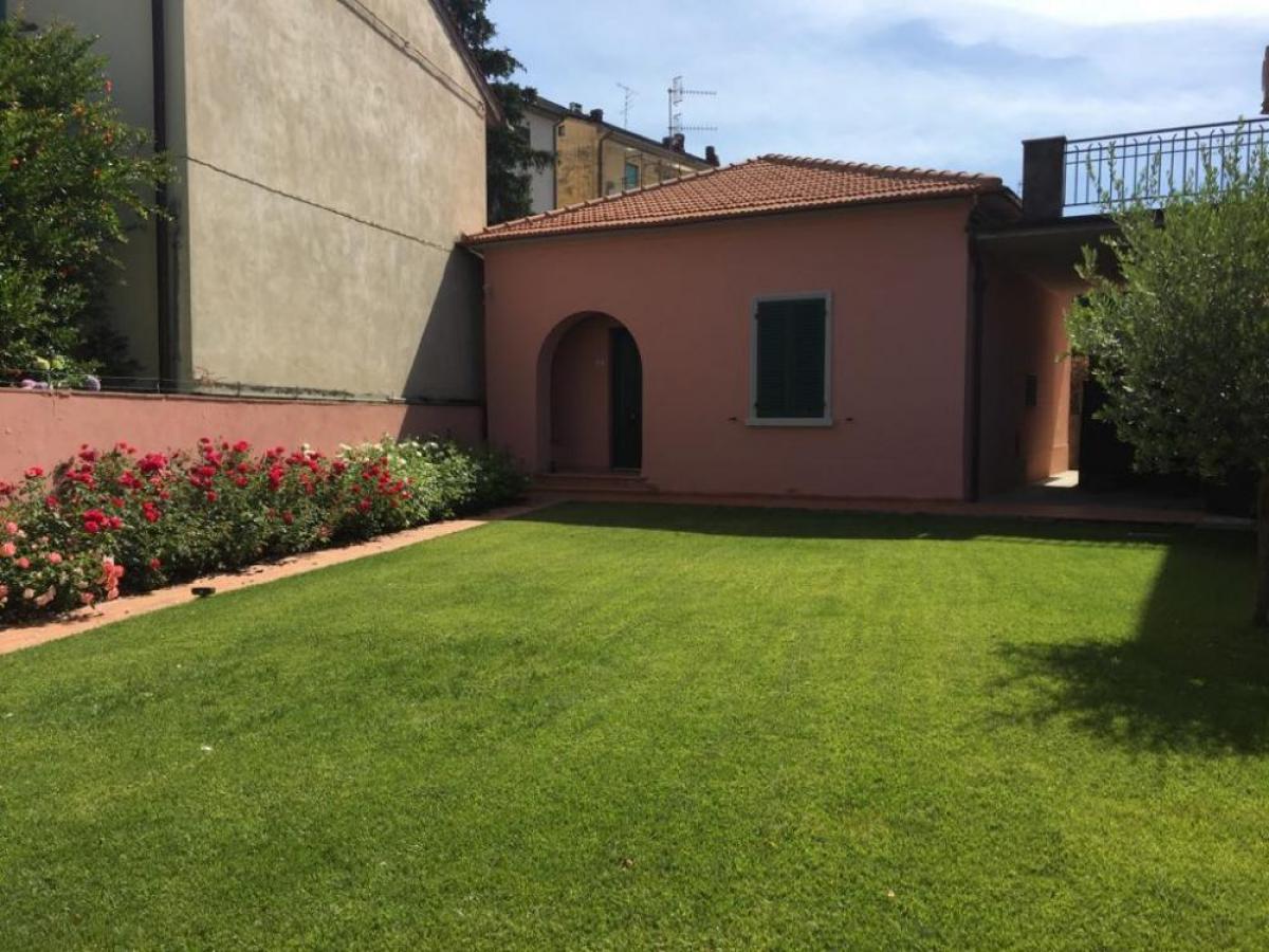 Picture of Villa For Sale in Florence, Tuscany, Italy