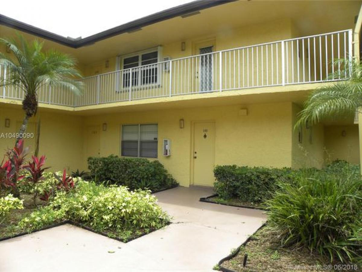Picture of Apartment For Sale in Tamarac, Florida, United States