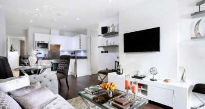 Apartment For Sale in Camberley, United Kingdom