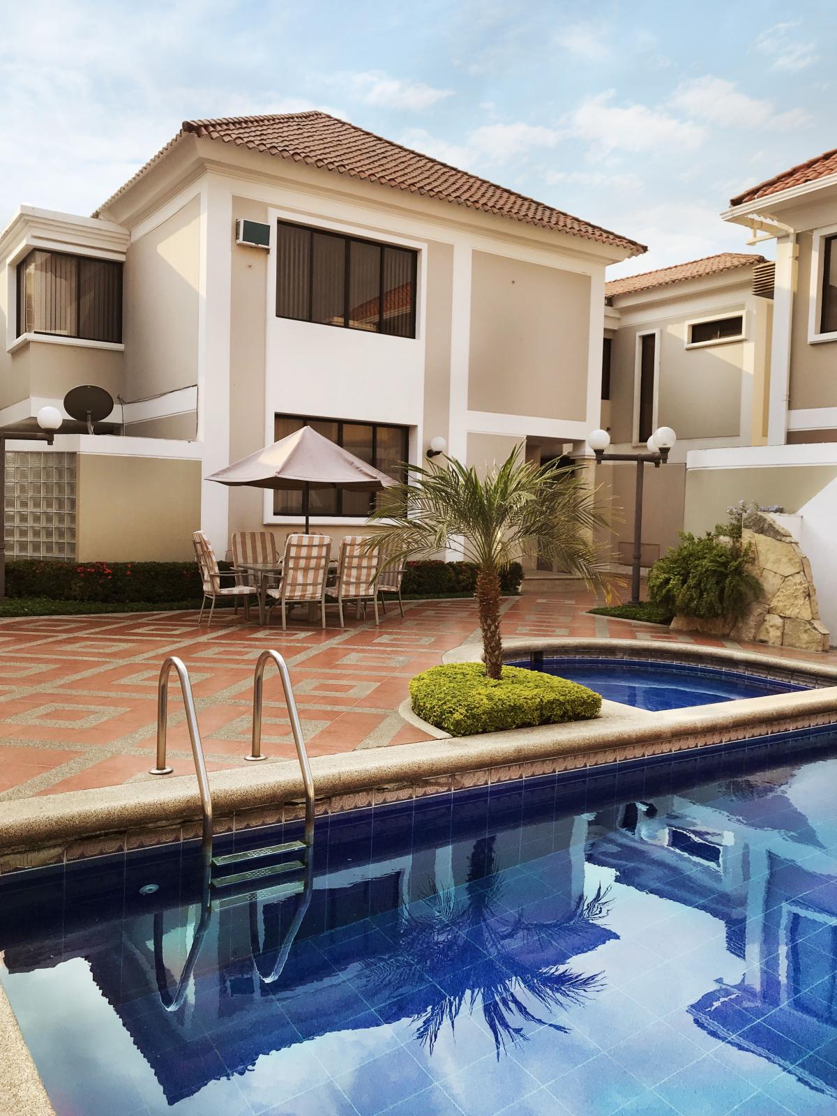 Picture of Home For Sale in Guayaquil, Guayas, Ecuador