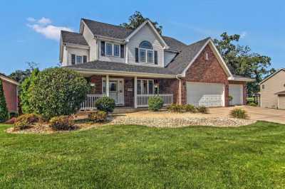 Home For Sale in Lowell, Indiana