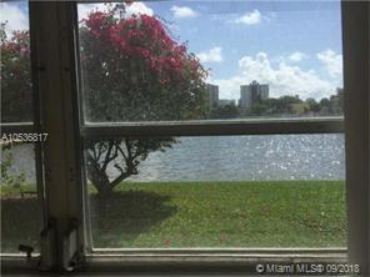Picture of Condo For Sale in Aventura, Florida, United States