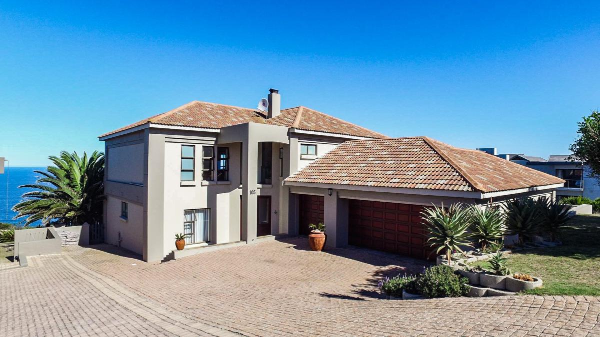 105 Freezia Drive, Mossel Bay Golf Estate, Western Cape, South Africa Homes For Sale