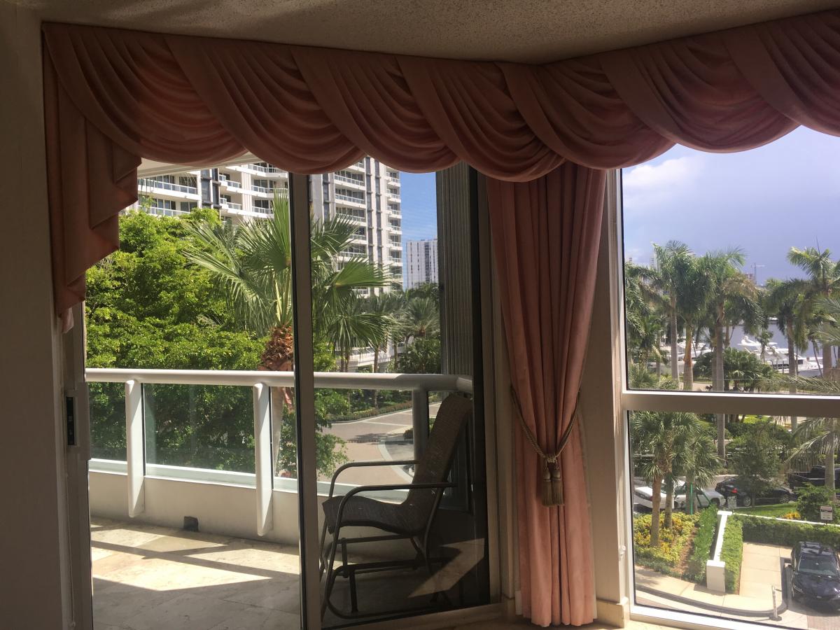 Picture of Condo For Sale in Aventura, Florida, United States