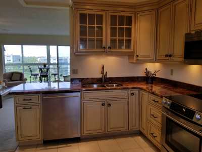 Condo For Sale in Bradenton, Florida