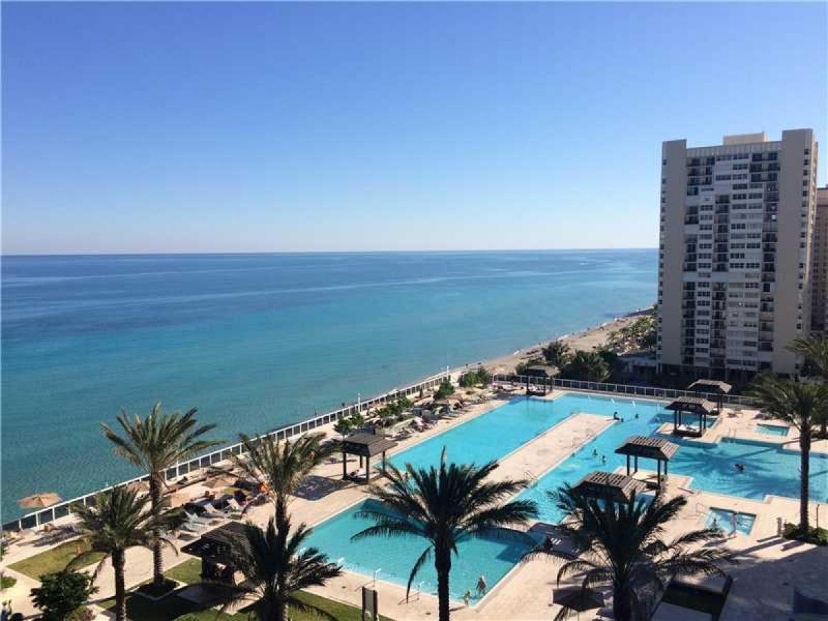 Picture of Home For Sale in Hallandale, Florida, United States