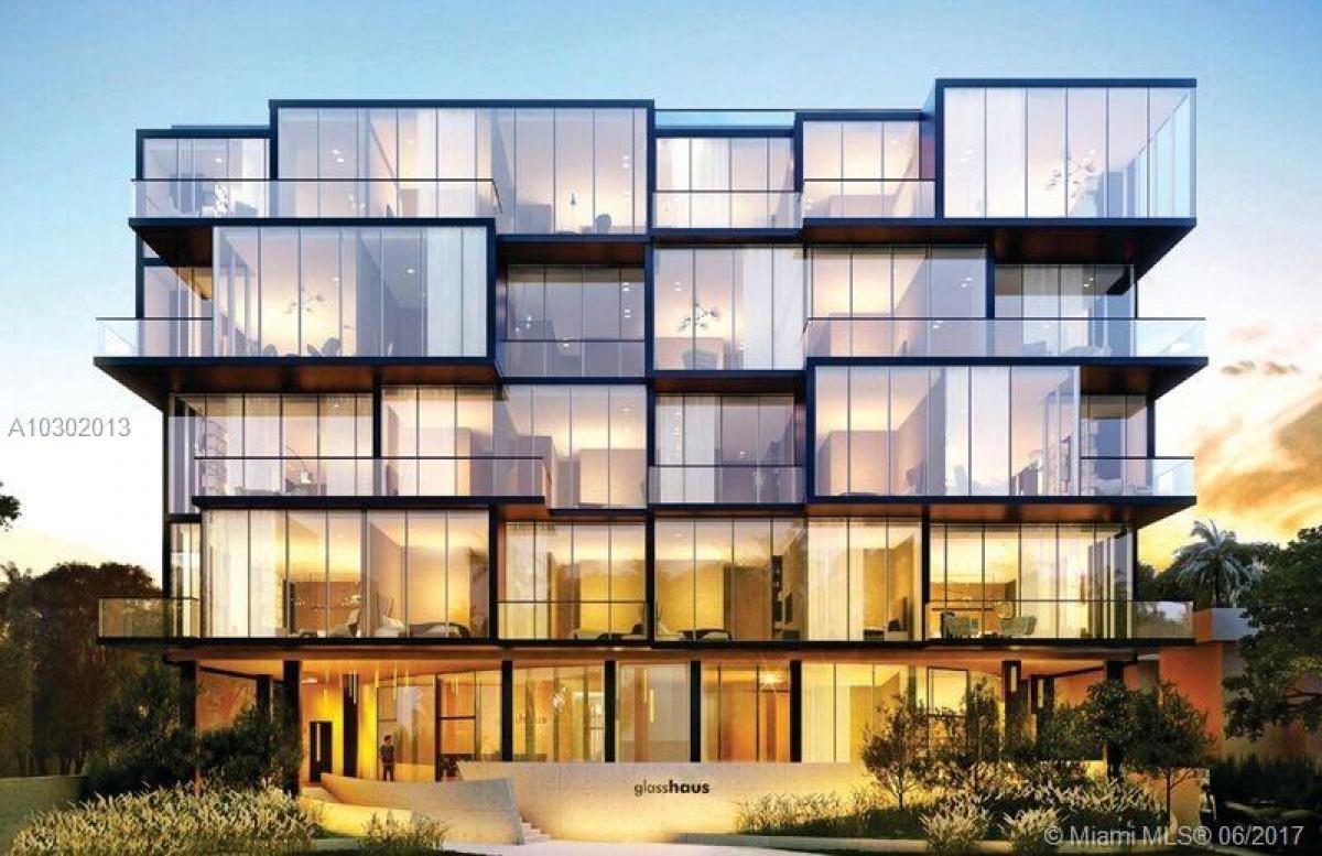 Picture of Home For Sale in Coconut Grove, Florida, United States