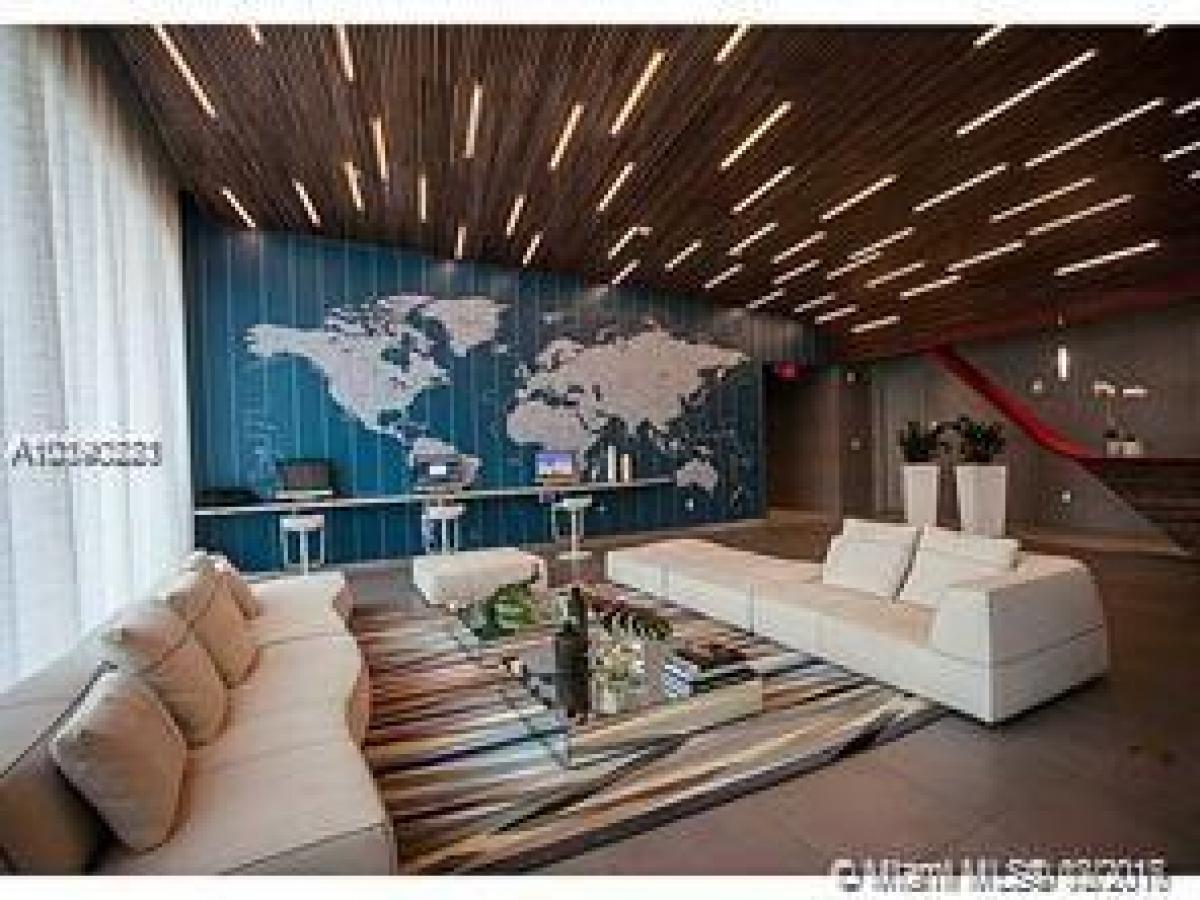 Picture of Home For Sale in Hallandale, Florida, United States