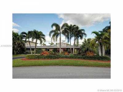 Home For Sale in Pinecrest, Florida