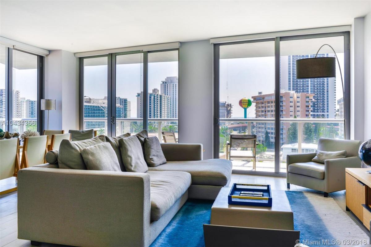 Picture of Home For Sale in Hallandale, Florida, United States