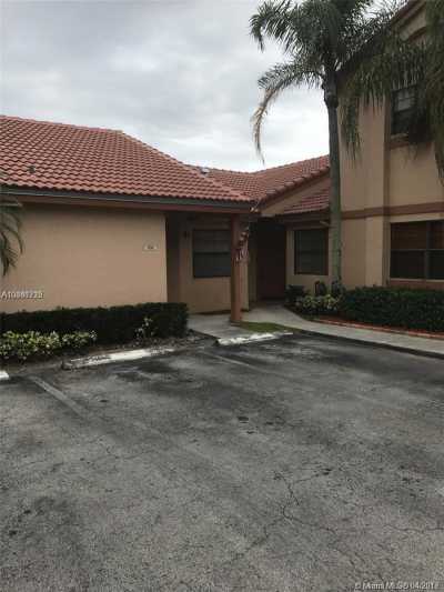 Home For Sale in Hialeah, Florida