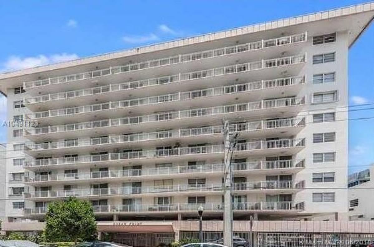 Picture of Home For Sale in Sunny Isles Beach, Florida, United States