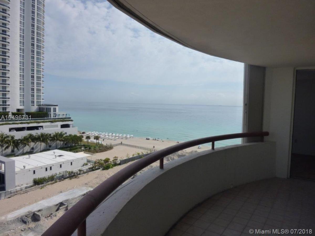 Picture of Home For Sale in Sunny Isles Beach, Florida, United States