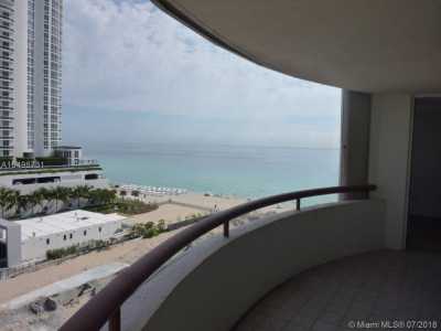Home For Sale in Sunny Isles Beach, Florida