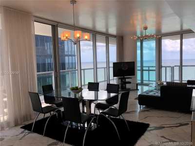 Home For Sale in Sunny Isles Beach, Florida