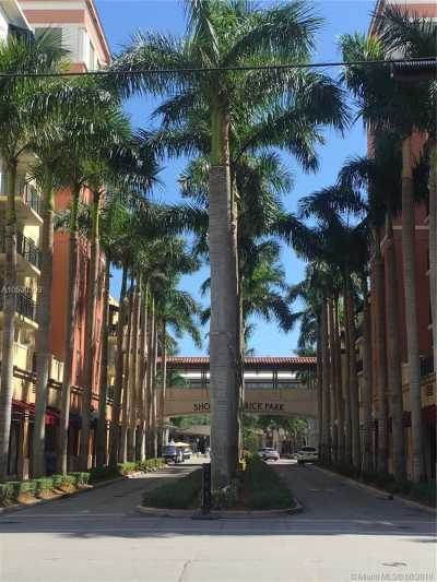 Home For Sale in Coral Gables, Florida