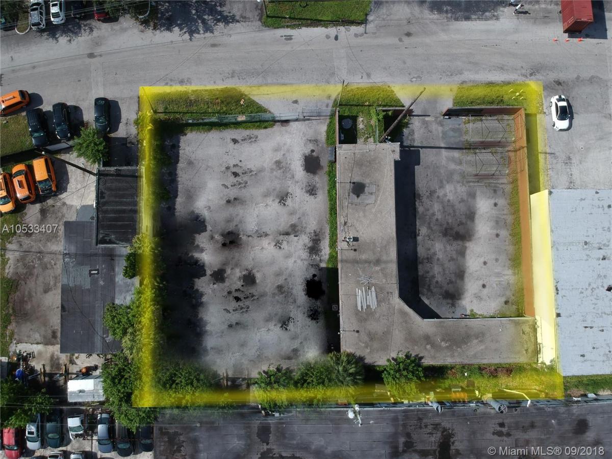 Picture of Home For Sale in North Miami Beach, Florida, United States