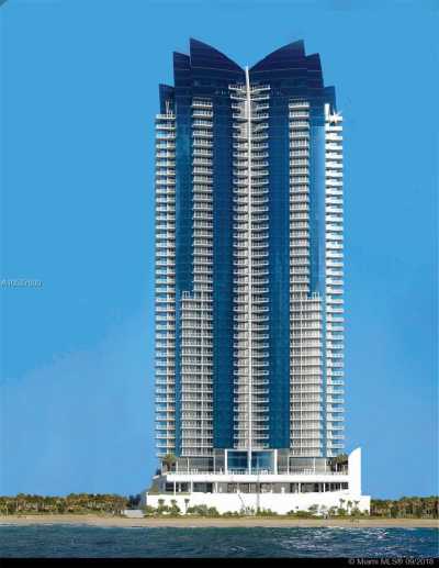 Home For Sale in Sunny Isles Beach, Florida