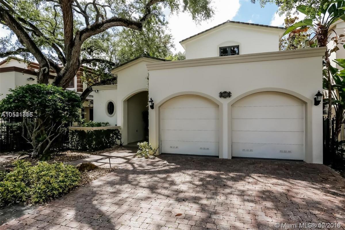Picture of Home For Sale in Coconut Grove, Florida, United States