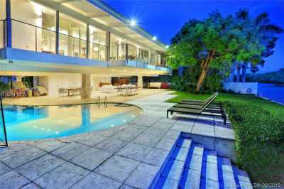 Home For Sale in Key Biscayne, Florida