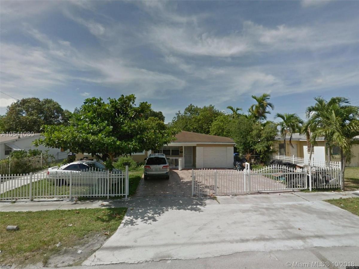 Picture of Home For Sale in North Miami Beach, Florida, United States