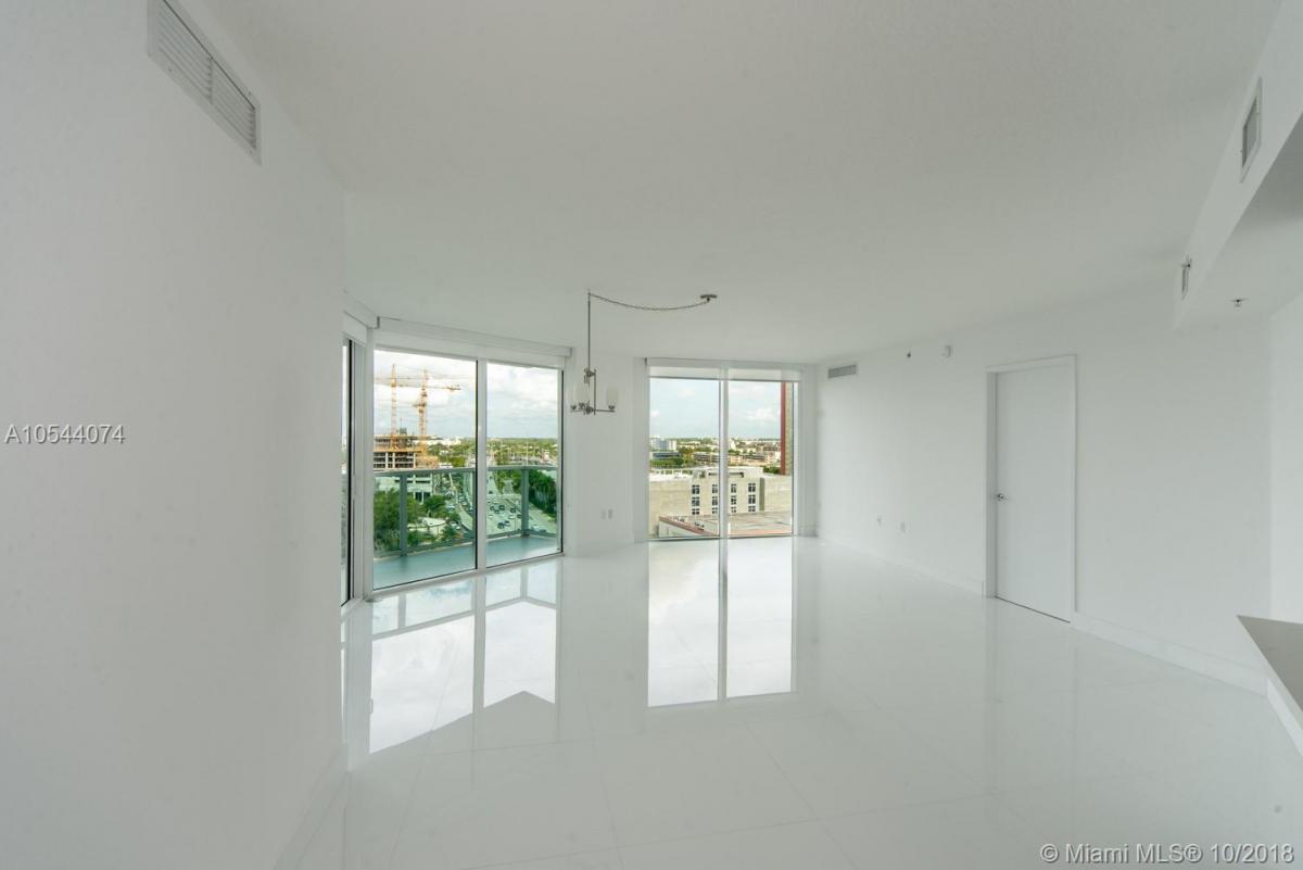 Picture of Home For Sale in Sunny Isles Beach, Florida, United States