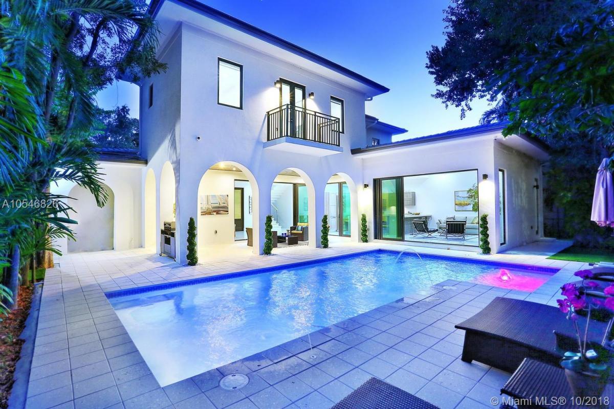 Picture of Home For Sale in Coral Gables, Florida, United States