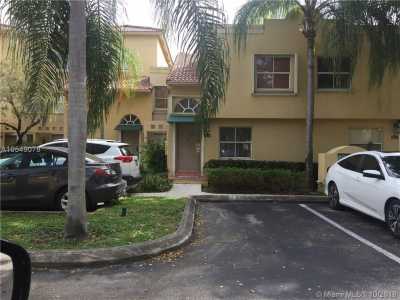 Home For Sale in Doral, Florida