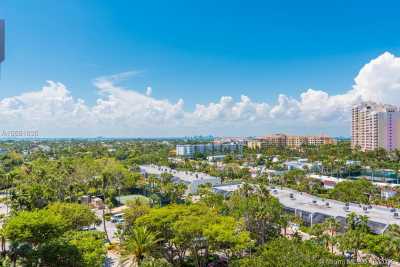 Home For Sale in Key Biscayne, Florida