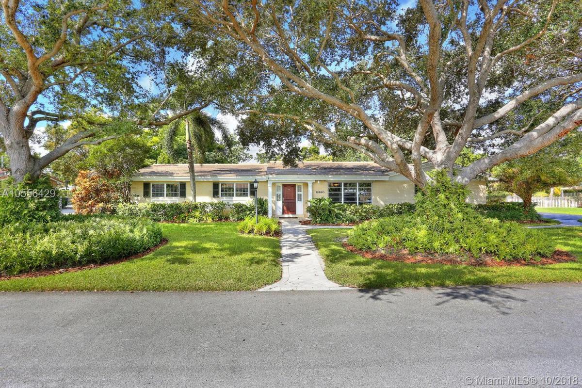 Picture of Home For Sale in Pinecrest, Florida, United States