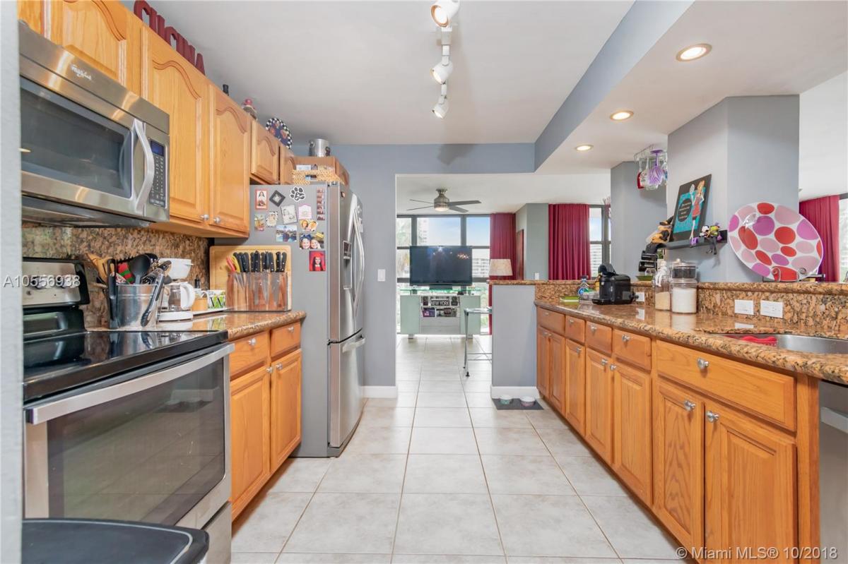 Picture of Home For Sale in Hallandale, Florida, United States