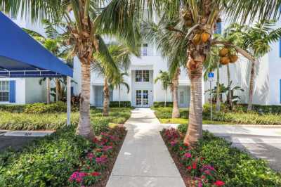 Apartment For Sale in Juno Beach, Florida