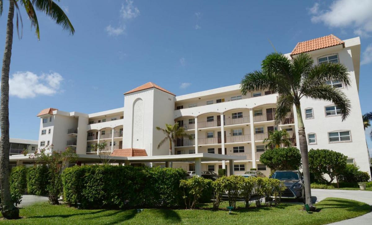 Picture of Apartment For Sale in North Palm Beach, Florida, United States