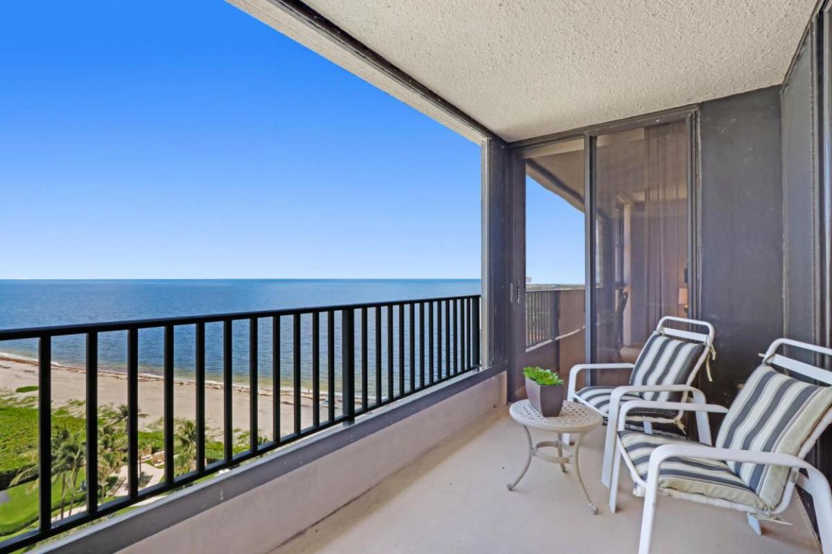 450 Ocean Drive, Juno Beach, Florida, United States Apartments For Sale at GLOBAL LISTINGS