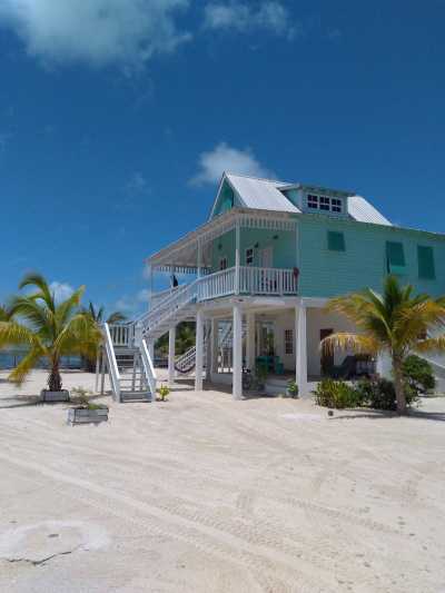Home For Sale in Caye Caulker, Belize