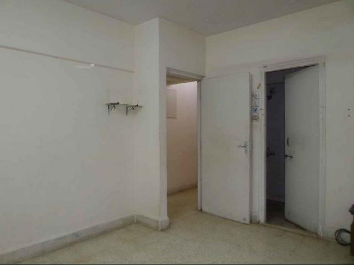 Picture of Home For Sale in Mumbai, Maharashtra, India