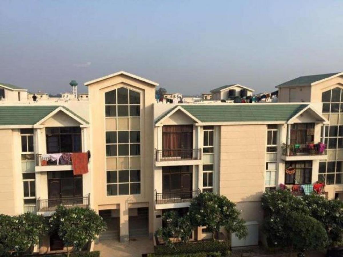 Picture of Home For Sale in Chandigarh, Chandigarh, India
