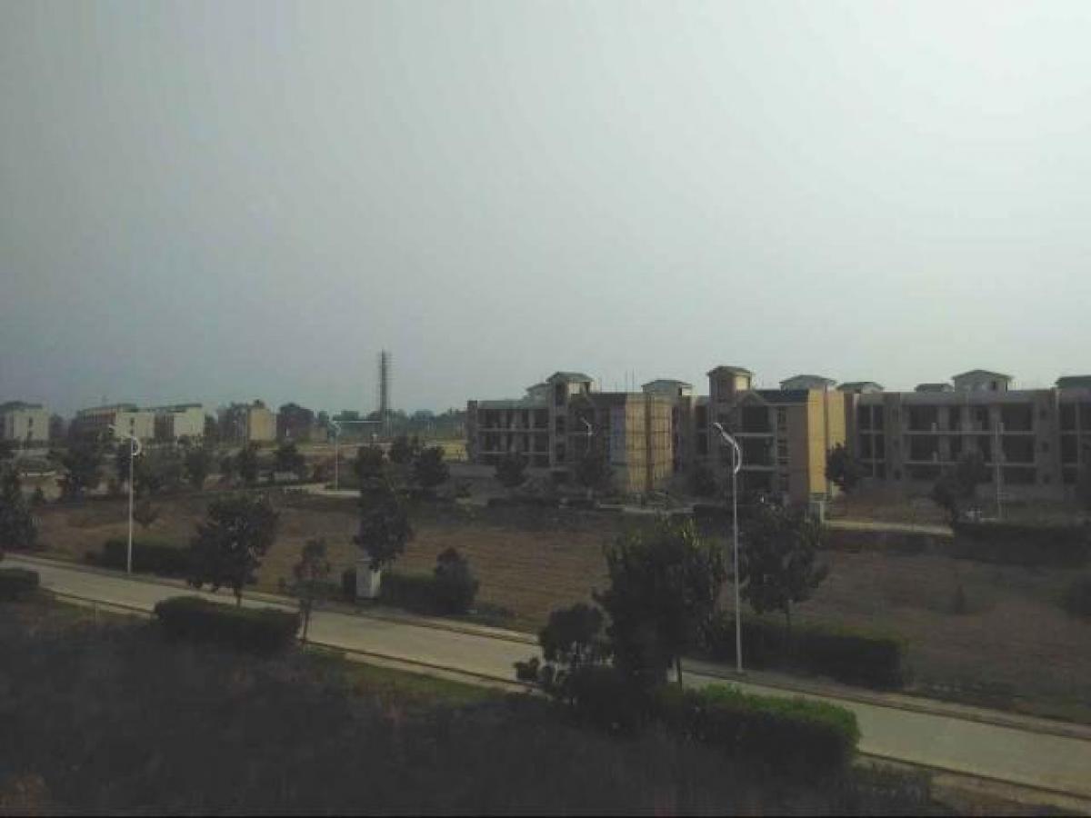 Picture of Residential Land For Sale in Mohali, Punjab, India