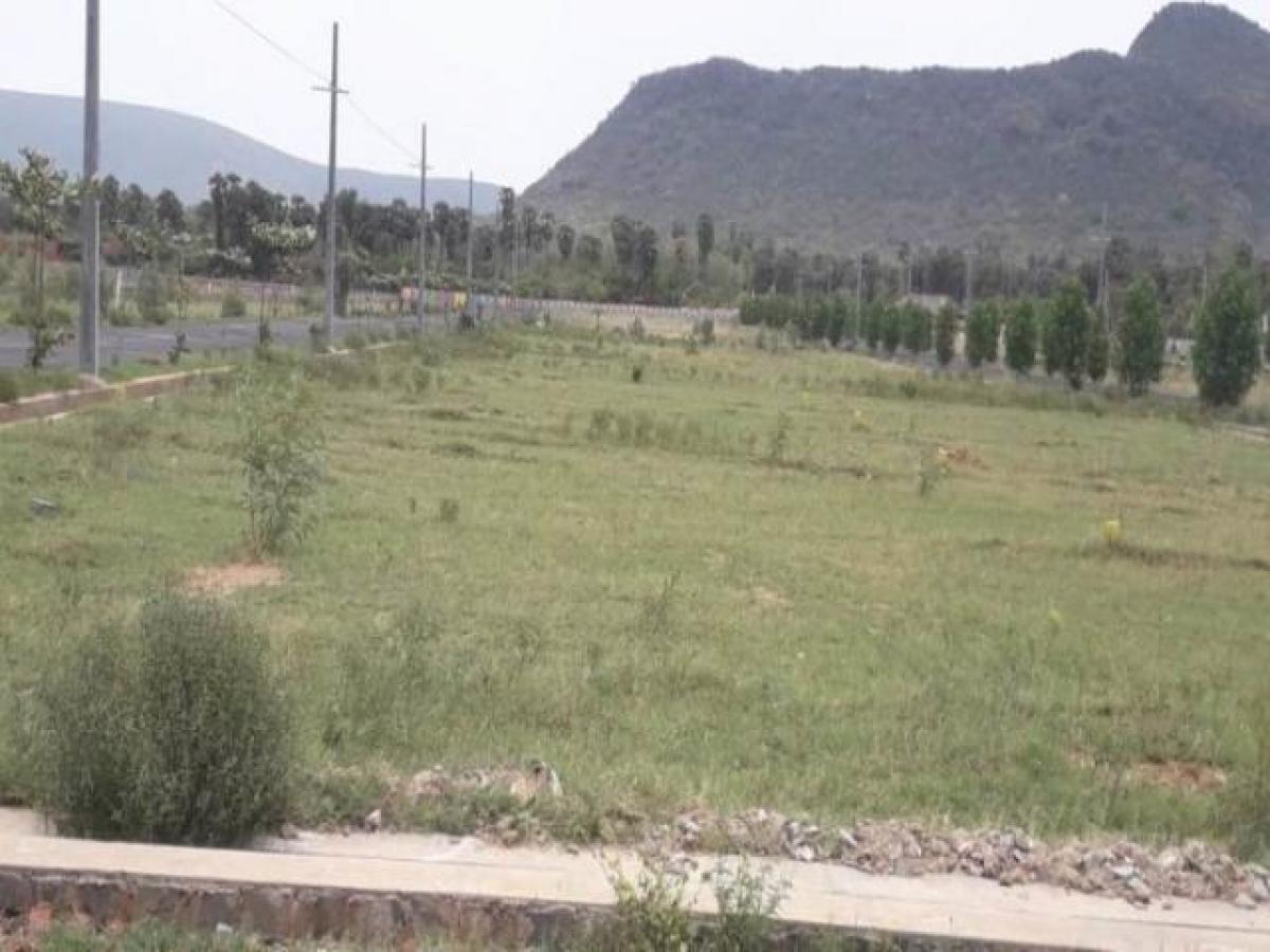 Picture of Residential Land For Sale in Visakhapatnam, Andhra Pradesh, India