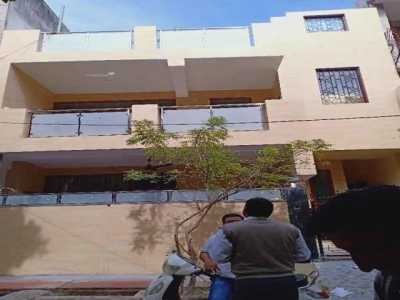Home For Rent in Noida, India